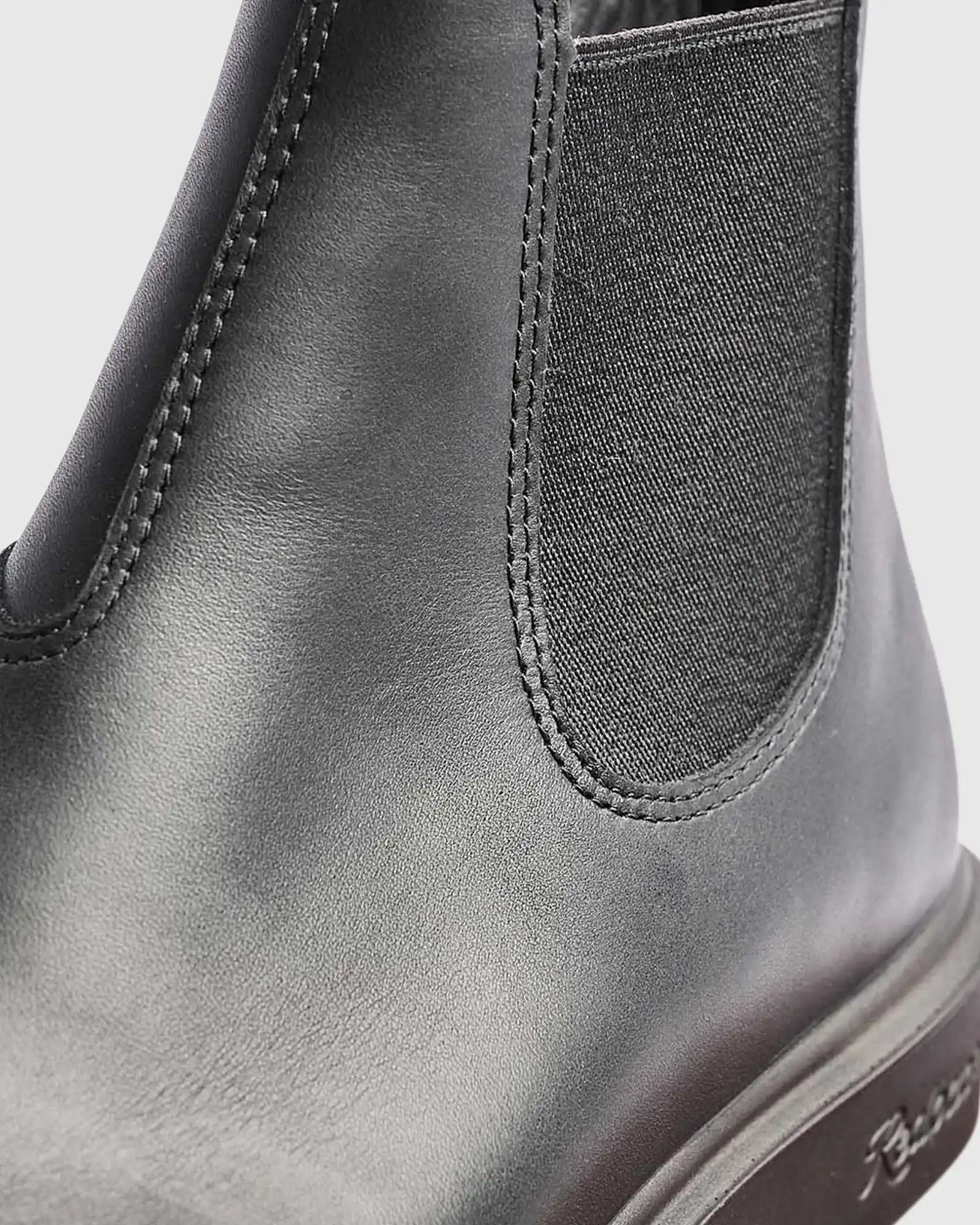 WHISTLER | Black Nubuck (RWBK)